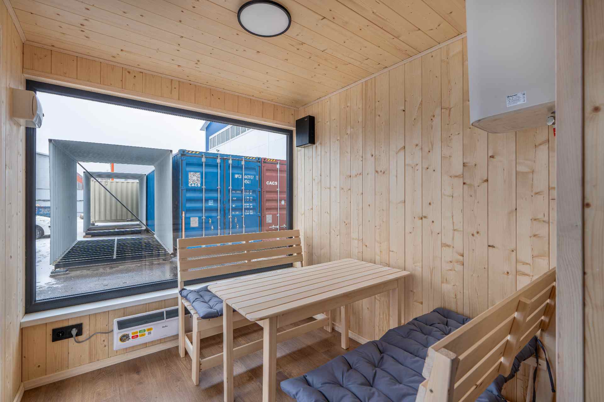 Планировка контейнерного кафе: зонирование и потоки персонала, фото