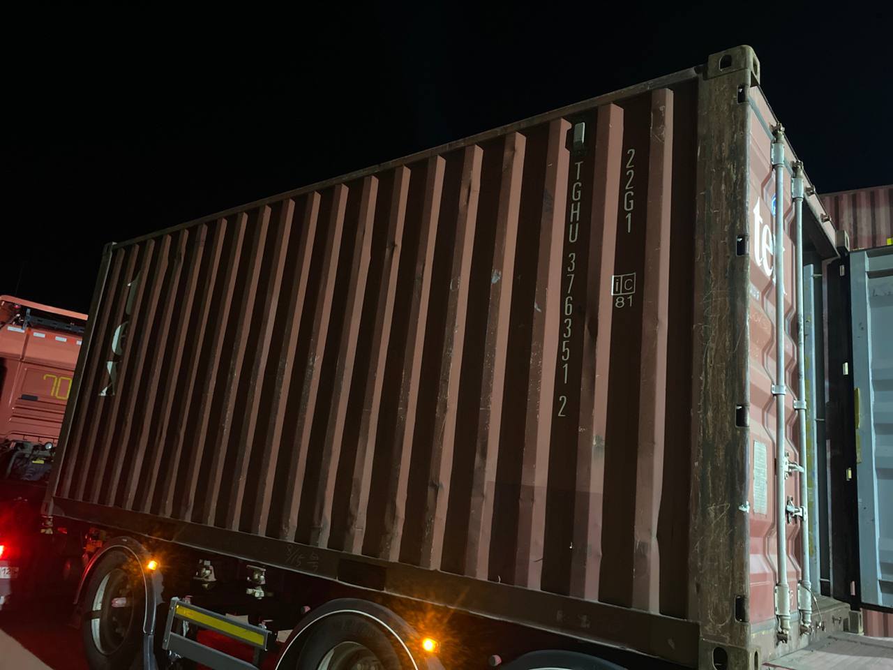 Контейнер 20 футов